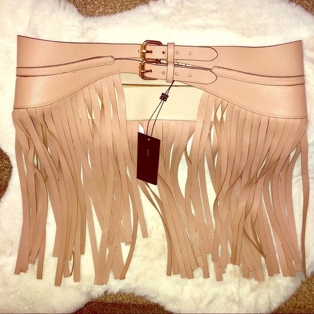 BCBG contoured fringe belt